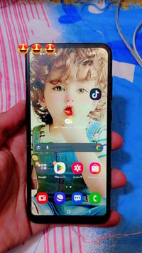 جهاز سامسونك A11 ذاكرة 32 سعره 55 الف المكان بغداد 07709658340
