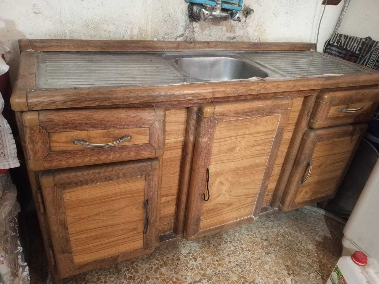 غراض للبيع شغلة تريدها دزها خاص وطيك سعر
(تخم عدد ٢ / مشرة/ مفرغة / صوبة كهربائية/ غسالة /كاونتر/ برميل عدد ٢ يصير دراب/ طبلات )


**إذا كنت صاحب هذا الإعلان وتريد حذفه لأي سبب، رجاءا أرسل رسالة إلى الدعم الفني**