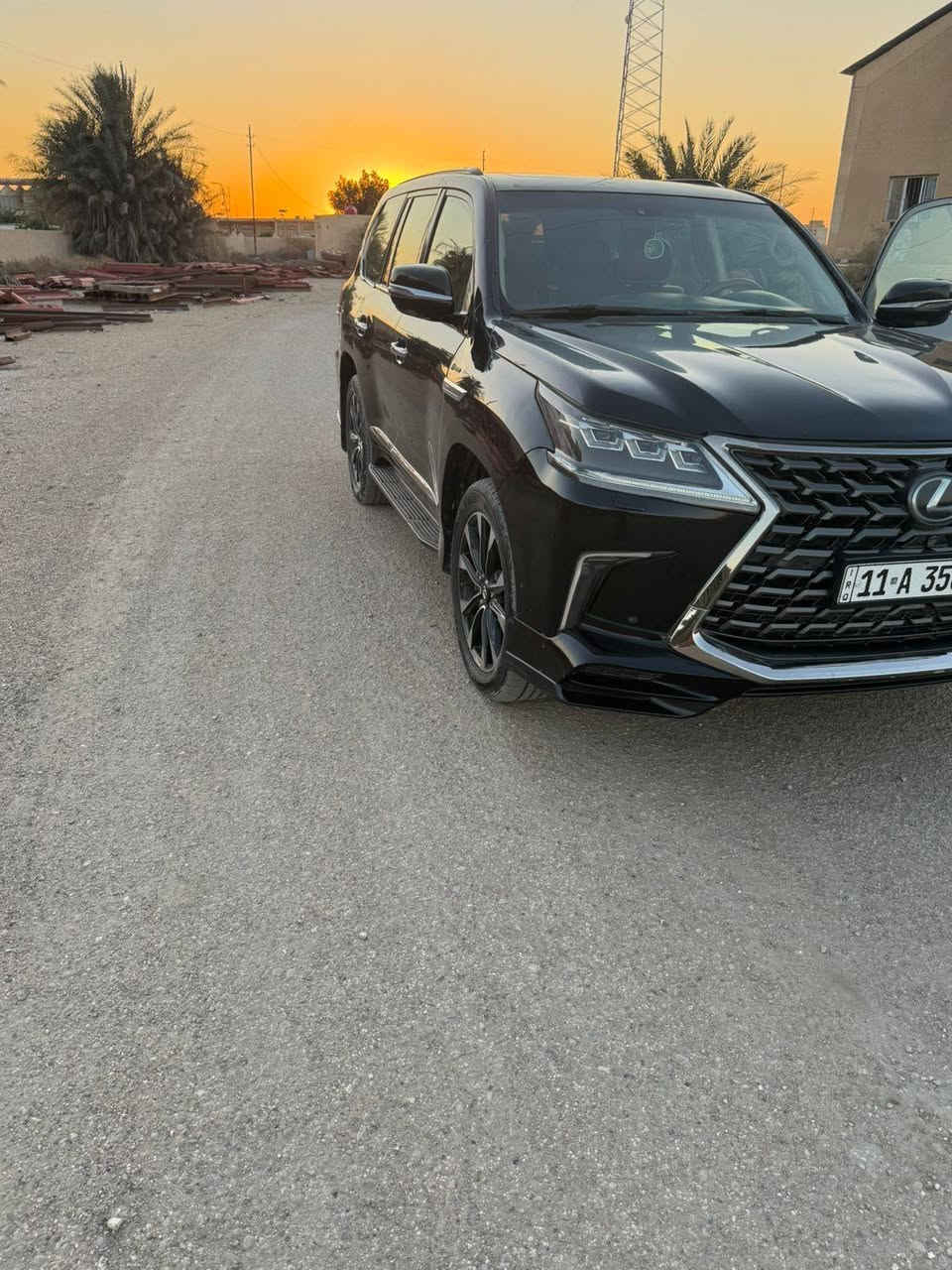 لكزز ٢٠١٠ محدثه ٢٠٢١ مكفوله كفاله عامه السياره جديده واحله من الصور وبلعافيه عل تصير من نصيبه للاستفسار الاتصال على الرقم *********** او ***********
