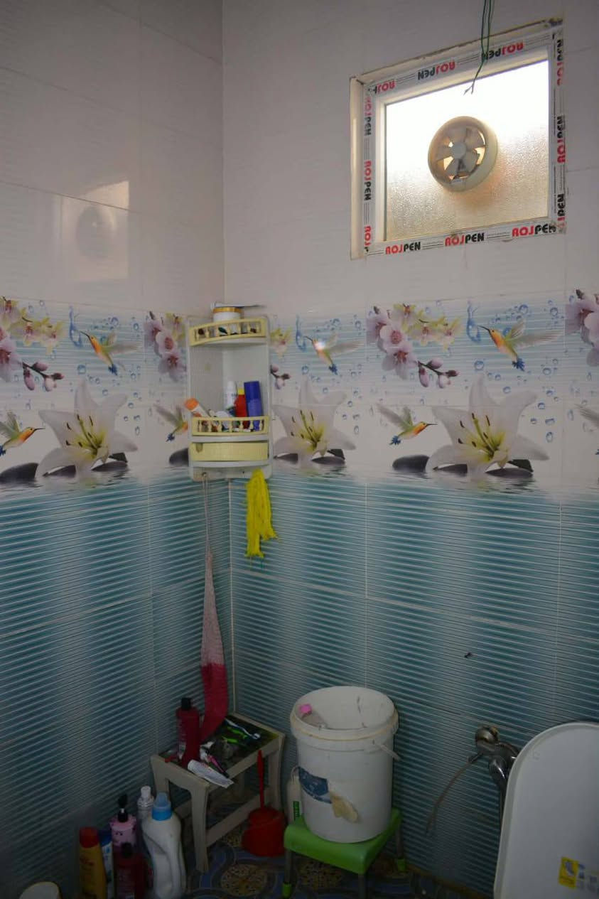 دار للبيع 180متر طابقين السعر 68 مليون 
طابو زراعي سند 25
العنوان 
بابل حي الضباط 2 خلف مجمع السلام السكني 
الواجهة 8متر 
يحتوي 
غرف نوم عدد 2
استقبال +هول 
مطبخ + مجموعه صحيه معزوله داخليه و خارجيه 
البناء طابوق 
نقص البيت الارضية صب حاليا 
الاستقبال +الهول نقص بورك 
السعر 68 قابل للتفاوض 
للاستفسار الاتصال 
***********
***********
مكتب عقارات أبراج بابل 
عنوان المكتب بابل حي الجزائر مقابل الجسر الدولي 
ال
