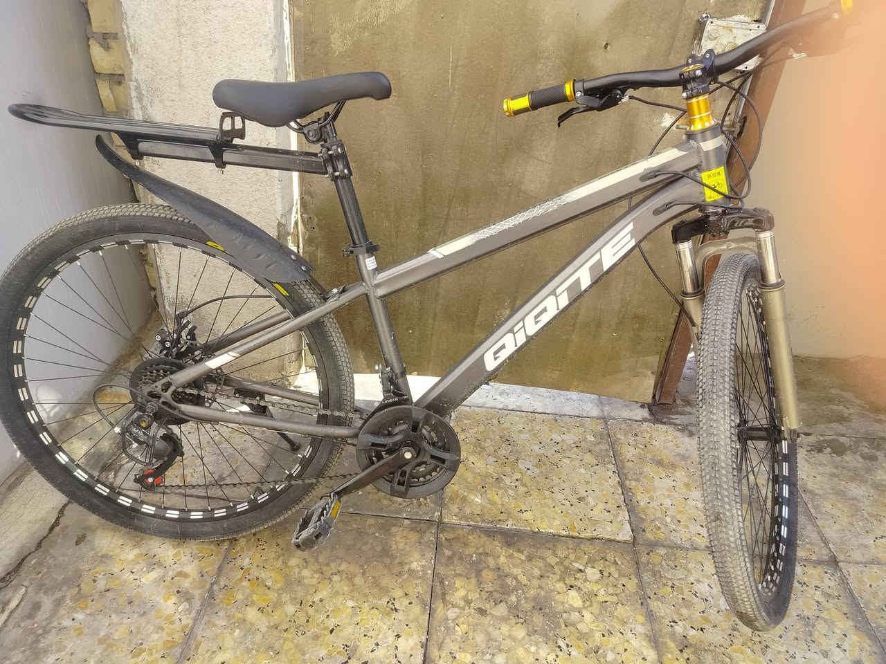 بسم الله الرحمن الرحيم 
مر خصت الدمن 
بيسكل برازيلي من شركة GiGITE غني عن التعريف
السعر (180) بي مجال حك الجية 
(استفسار )
موجود وتساب (***********) او اتصال
موجود وتساب (***********) او اتصال
