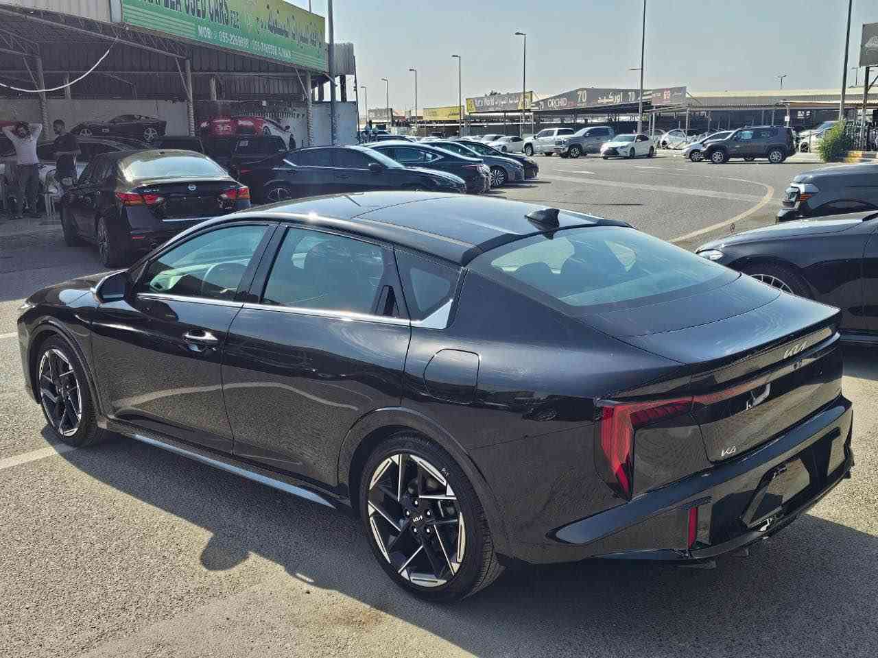 السلام عليكم أخواني الاعزاء

KIA K4

الموديل : 2025

GT LINE : المواصفات

المعروفه

بانوراما

بصمه تشغيل

داخل لونين

كشن جلد كهربائي تدفئه و تبريد

كشن خزن ميمورسي الخ…..

ضرر السياره : جاملغ مع حافه البونيد

ايرباكات : بدون بشرط

دواخل : بدون بشرط

معرفه المزيد من المعلومات التواصل معنا عبر الواتساب •

*********** • 📞 أربيل, العراق

