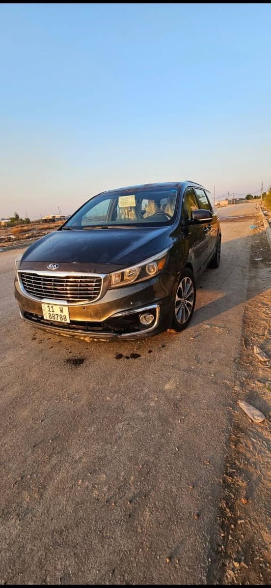 السلام عليكم سيارة سيدونا للبيع موديل 2015
7راكب 
محرك وكير كفالة 
6سلندر 
السيارة نظيفة مال بيت
رقم انكليزي 
المكان بغداد 
رقم الهاتف ***********
