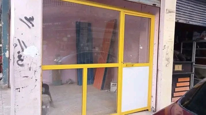 يوجد واجهة باب المونتال مقاس مترين ٧٠ 
فى مترين و ٢٠ بسعر ٩٠٠٠ ج قابله للتفاوض 
لجدية الشراء اتصل على رقم 01027977351
مهندس محمد احمد 
العنوان الفيوم حى الجامعه


**إذا كنت صاحب هذا الإعلان وتريد حذفه لأي سبب، رجاءا أرسل رسالة إلى الدعم الفني**