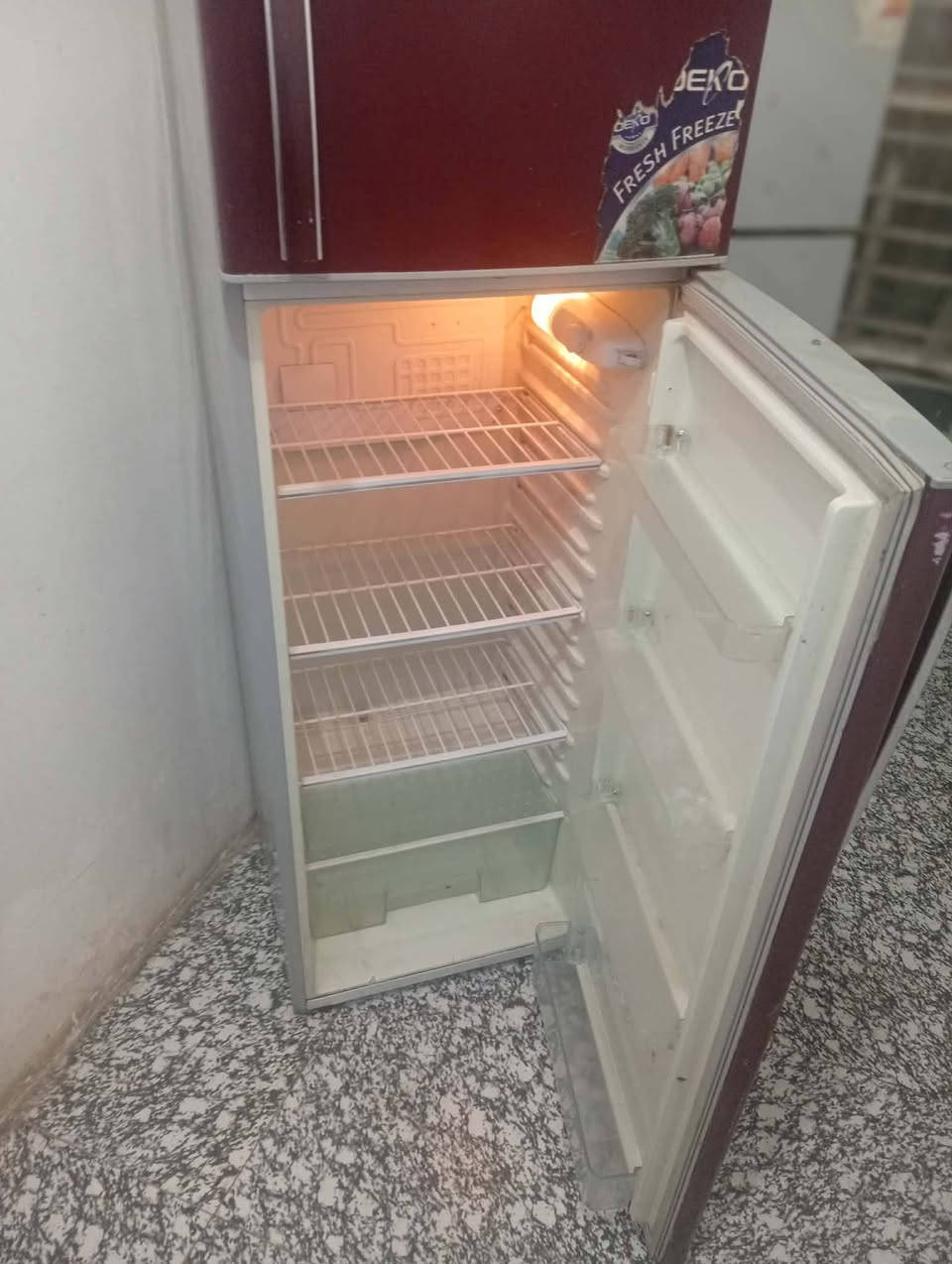 ثلاجات للبيع نضيفات حيل على الفحص الحمره  ١٦ قدم ١٧٥ الف دينار والذهبي  ١٢ قدم ١٦٠ الف دينار والبيضه هاي ١٤ قدم ١٧٥ العنوان بالطيفيه


**إذا كنت صاحب هذا الإعلان وتريد حذفه لأي سبب، رجاءا أرسل رسالة إلى الدعم الفني**