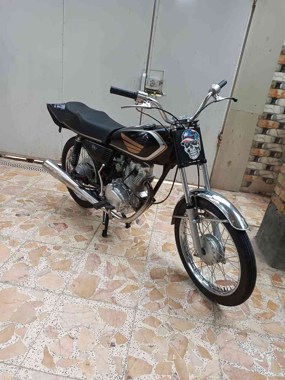 السلام عليكم
للبيع بدون ب600 وبيه مجال 

***********
