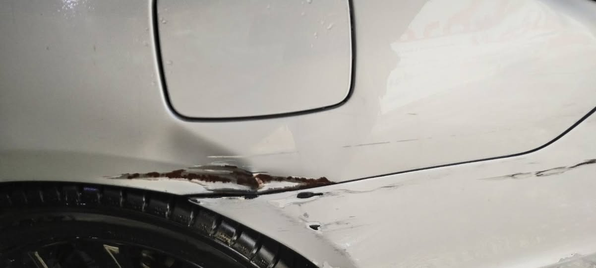 سوناتا ٢٠١١ وارد امريكي ضررها جاملغ وباب بامريكا طاك اريرباك برده وراجع سستم واهنا بالعراق بيها طخه جوه قبق البانزين سياره جاهزة تخم تاير باتري جديد كير مكينه خير من الله ادامه تبديل فلتر ودهن جديد دسكات أمامي خلفي جدد وبي ضمان من دبل لنك
فيت بم جديد
ادامة غرفة الاحتراق

مواصفات سياره سبورت بس بدون فتحه

بصمه تشغيل 

ابواب بصمه وجنطه

شاشه كبيره

كامرا دواره

حساس خلفي

كشن كهرباء 

دبل صالنصه

منضومه زنون من اوزوم عالي ناصي بلوجكتر

ماشي ١٢٠ مايل وبنسبه موديلها قليل

رقم بغداد الالماني

رقم ***********

سعر ١٠٥ وبي مجال والي يشوف السعر مو مناسب يعبر منشور 

مكان بغداد الكاظمية
