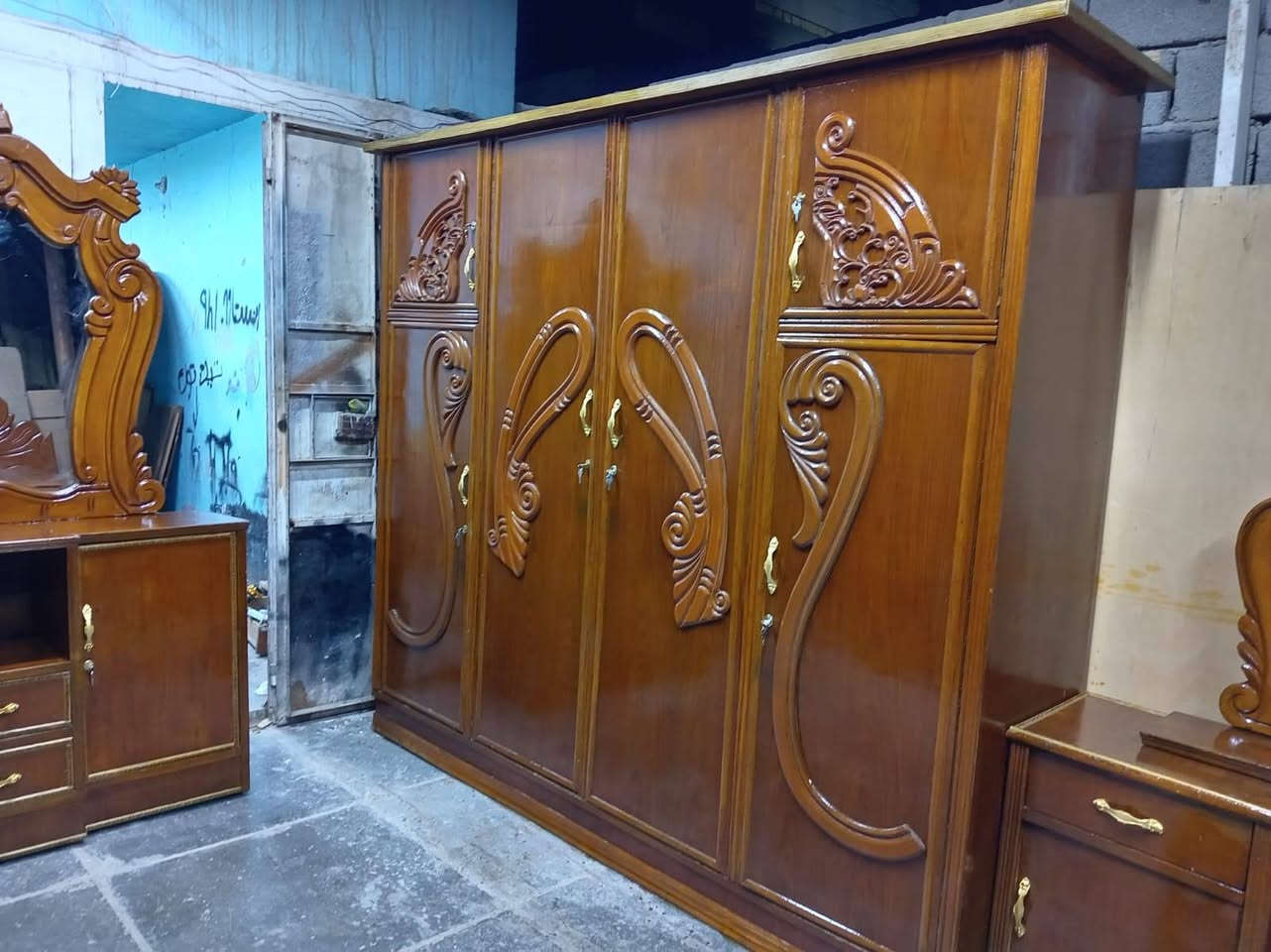 السعر ٣٥٠ الف بدون كروة


**إذا كنت صاحب هذا الإعلان وتريد حذفه لأي سبب، رجاءا أرسل رسالة إلى الدعم الفني**