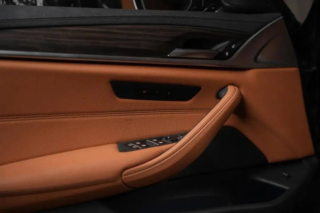 BMW 520i 2023 احسن سعر في مصر 

For more information contact us:
01159595313
01020282429 القاهرة, مصر


**إذا كنت صاحب هذا الإعلان وتريد حذفه لأي سبب، رجاءا أرسل رسالة إلى الدعم الفني**