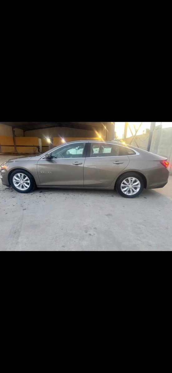 ماليبو معوقين رقم ديالى موديل 2020 بعدلها 7 اشهر تصير حرة طخة بالباب الخلفي فقط.   ***********
