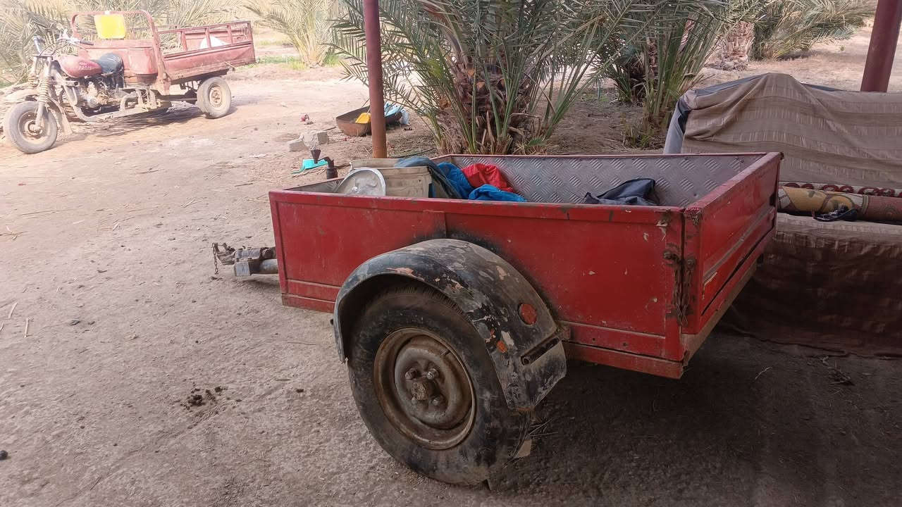 كابوته للبيع سعر 50 ورقه عنوان البصره قضاء المدينه جاهز للشغل اتصل ***********
