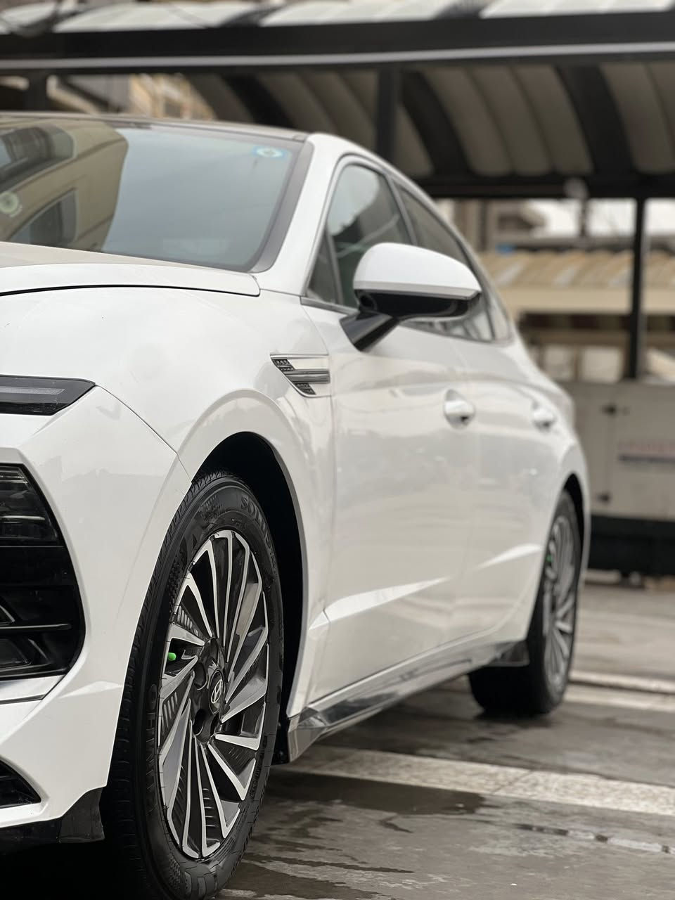 سلام عليكم
سوناتا ٢٠٢٤ هايبرد مكينة 2000 تيربو ماشية ٣٦ كيلو متر 

فول ماعده الفتحة 

قطعتين صبغ بنيد +جاملغ 

ليبل واحد السياره

كير + مكينة  كفاله عامه 

 ملاحظة خسفه بلقمارة اثر التحميل ومملعوب بيها بلاديه ع حطتها موضحة بلصور كلش خفيفه ممبينه

السونار موجود بالصور

السعر 195 ورقة وبيها مجال بسيط


**إذا كنت صاحب هذا الإعلان وتريد حذفه لأي سبب، رجاءا أرسل رسالة إلى الدعم الفني**