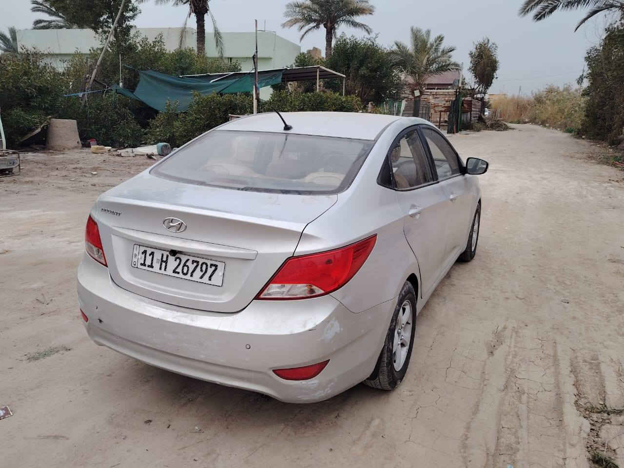 سلام عليكم للبيع فقط سياره موديل 2016 خليجي مكينه 1400 سياره نضيفه باتري جديد الأصلي كارت الضمان بعده موجود شاشه كبير دوشمه جديد سياره سعرها 85 وبيها مجال كلش بسيط الاستفسار اتصل بي واتساب ***********
