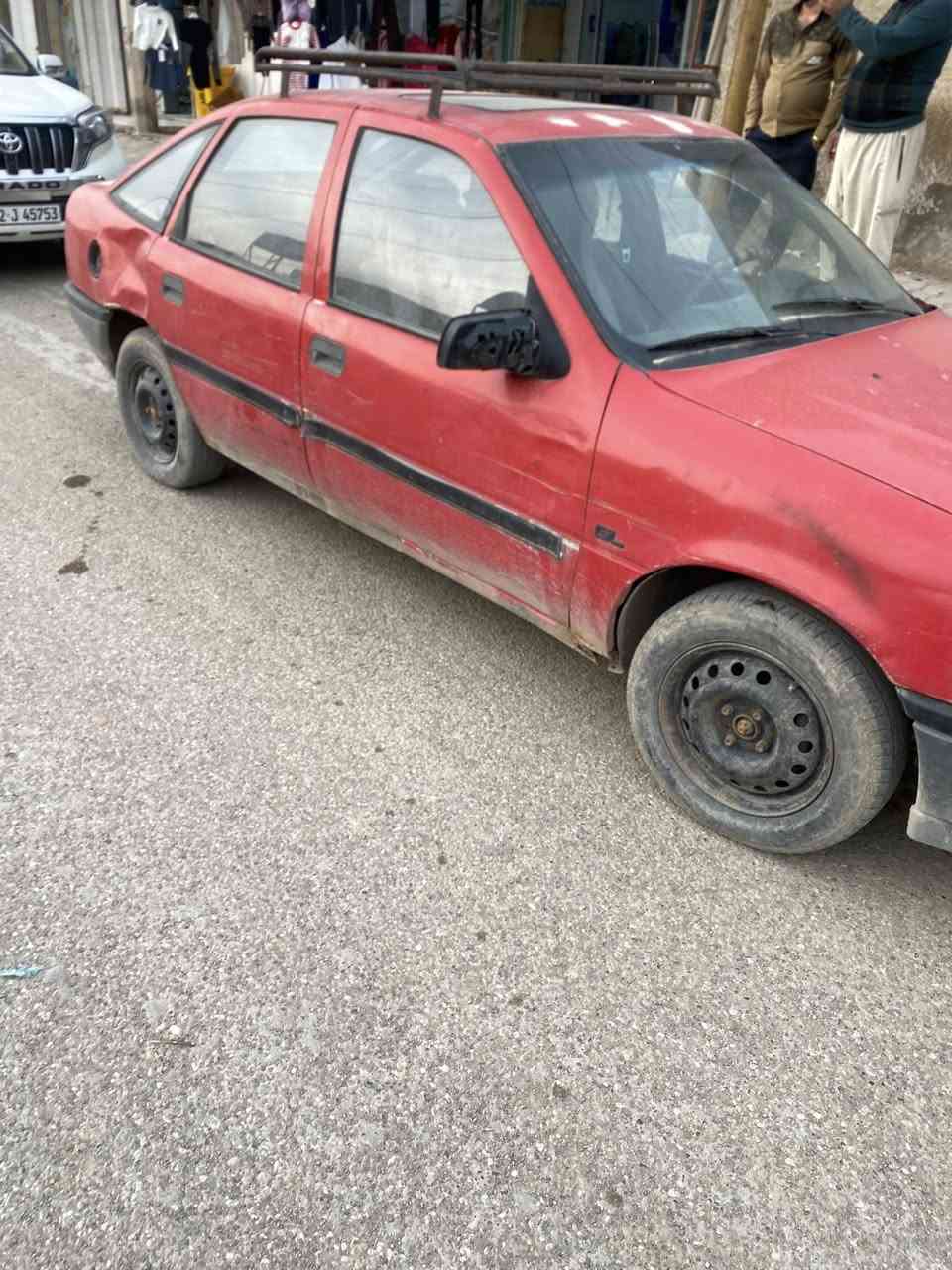 السلام عليكم 
للبيع اوبل فكترا موديل ١٩٩١ سنويه ورقم جدد سياره بلاديه مكينه ١٦٠٠ للاستفسار ***********
السعر ٢٨
