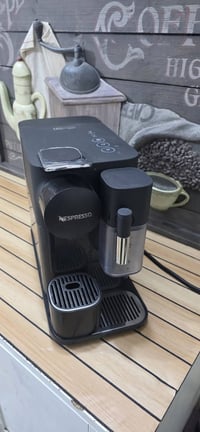 مكائن قهوة • دولچي كوستو • نسبرسو