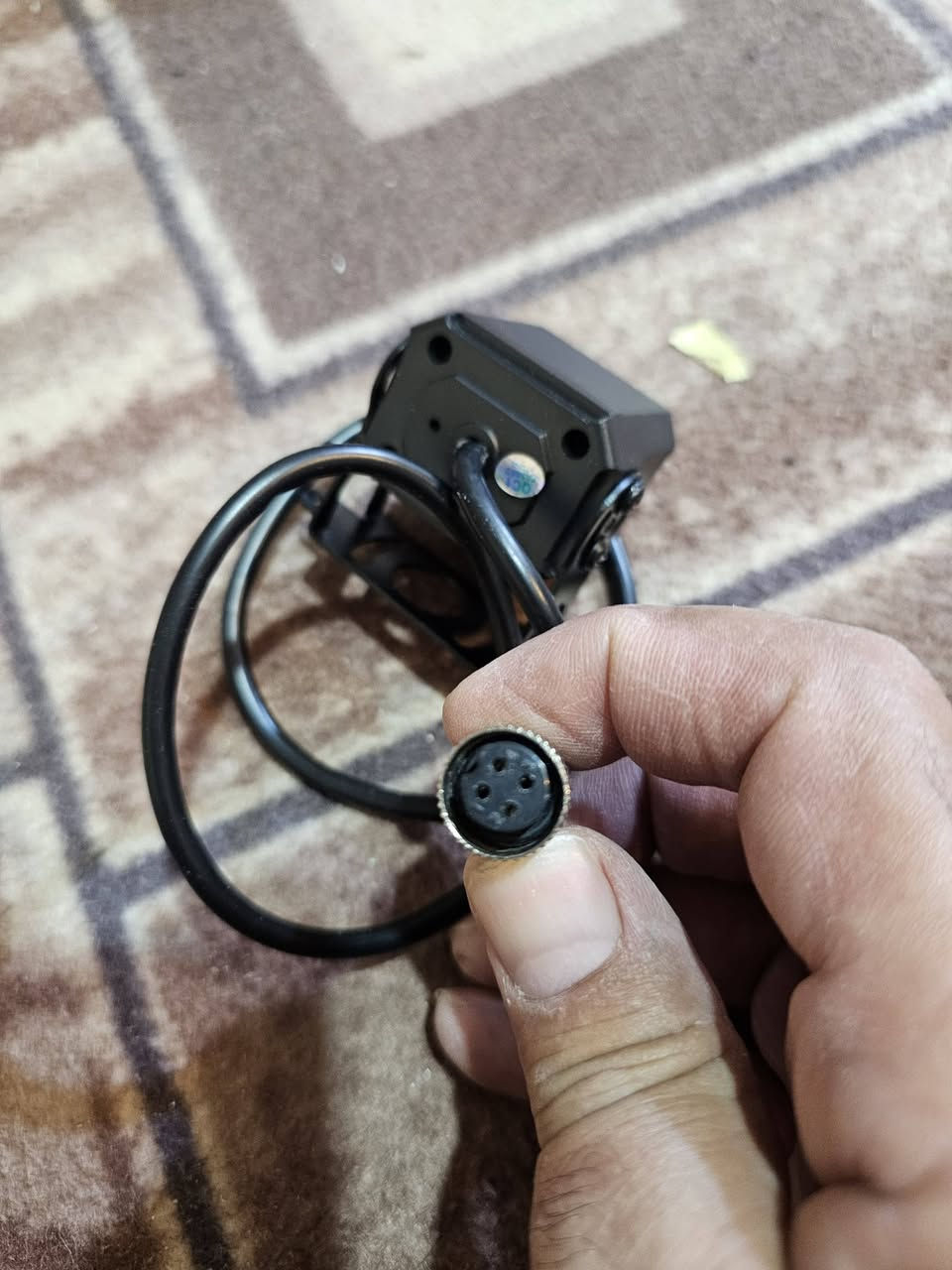 بس كامرة
2+
G

هذه كاميرا خلفية لركن السيارة، وتتميز بأنها مقاومة للماء ومناسبة للشاحنات والحافلات والمركبات الأخرى.

تصل دقة هذه الكاميرات عادة إلى 720 بكسل أو 1080 بكسل (AHD)، وتعمل بجهد 12 أو 24 فولت.

تتضمن الحزمة عادة حاملا معدنيا قابلا للتعديل لتثبيت الكاميرا وتوجيهها بشكل صحيح Bay 4

متوفرة  خمس  كامرات


**إذا كنت صاحب هذا الإعلان وتريد حذفه لأي سبب، رجاءا أرسل رسالة إلى الدعم الفني**