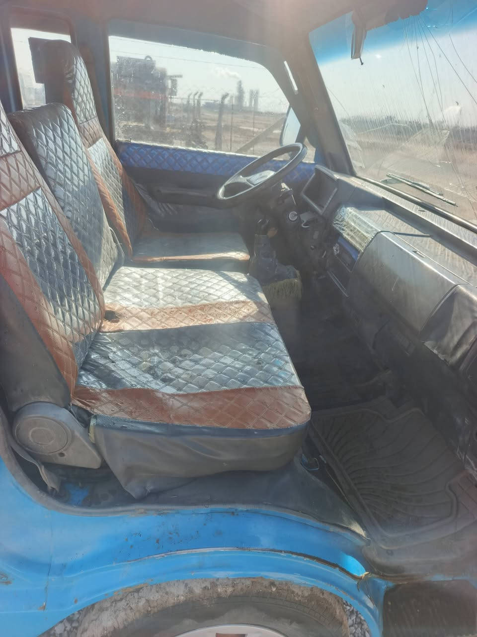 كي يحمل موديل 95 50 وبيها مجال للمكان بغداد***********
