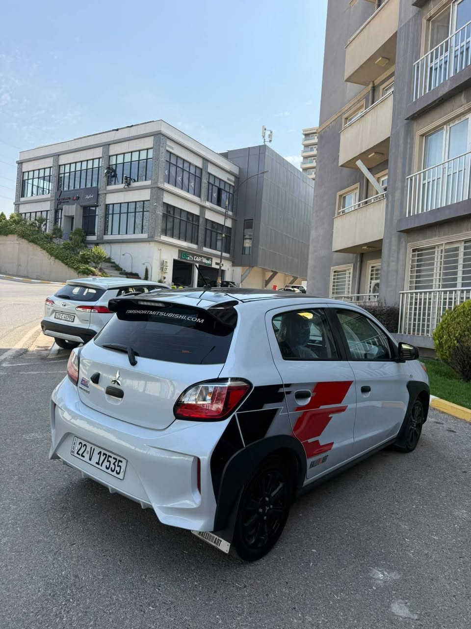 میتسوبۆشی mirag 2023 Ralliart edition ڕەنگ سمۆک  فول مواسەفات 
ڕدار پێشەوە - خەت جادە- شاشە کار پلەی کامێرا-  سەقف ڕەش - ویل کەپ رەش بیلاد هەیکەل کامل رالی ئارت -  همووی شەریکەیە زۆرمواسەفاتی  تر لەمە فولتر نیە ۲۲،٠٠٠ ڕۆشتوە یەک چەمەلغ و بستێک بۆیاخە ناوی نەگرتوە ئێرباگ نەتەقیوە  سەنەوی تا ۲٠۳۱ تازەیە هیچ مەسرووفی نیە یەک شتی نەگۆراوە هەموو گیانی شەریکەیە ۲٥٠ مەسروفی نیە وەک سفر وایە
 سعر:  ۱٠٥ گەڵاو معامەلەیەکی زۆر کەم ژم:*********** السليمانية, العراق
