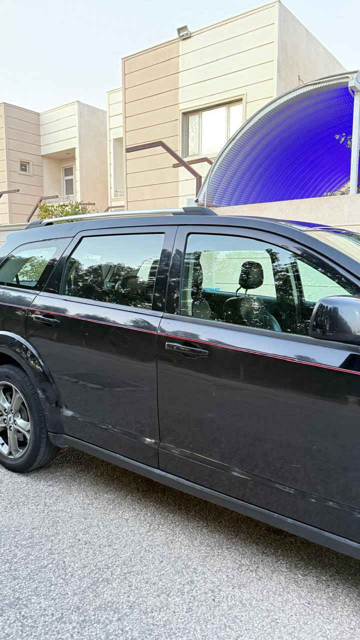 سلام عليكم....
دوج جورني موديل 2018 كرووز روود 6 سلندر تبريد 3 قطع فريز جديد راديتر سراوين حدادية وبراد وباتري جدد سيارة جاهزة من كل شي وضربته موضحة بالسونار والسنوية باسمي مجددة لحد 2030 والسعر 147 ورقة للاتصال 
***********
