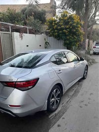 نيسان سنترا SV2021  Nissan Sentra رقم بغداد سنويه جديده  ماشيه 60 ميل ...