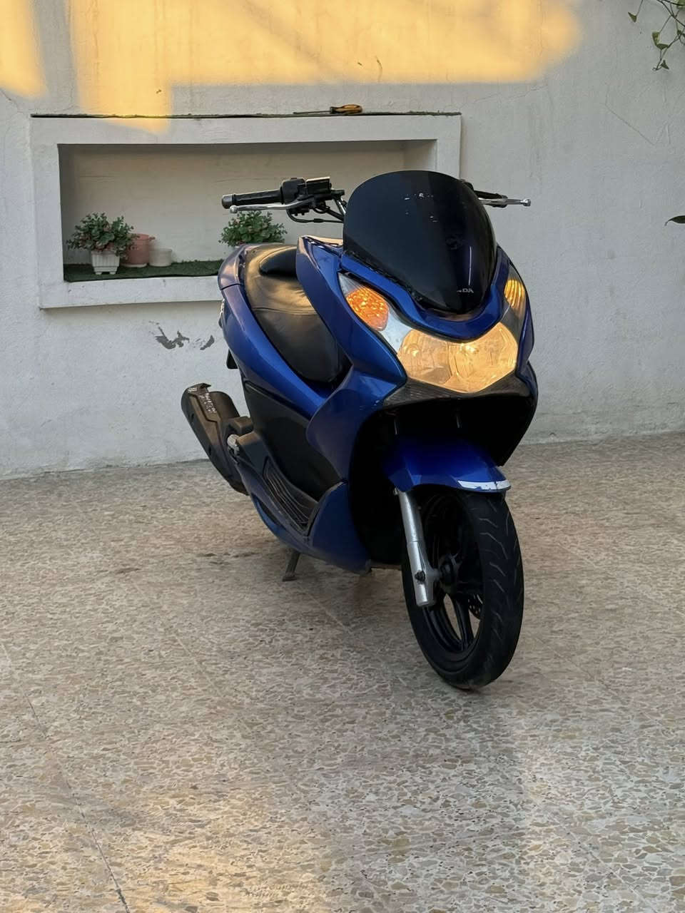 سلام عليكم دراجه pcx اللبيع جيل اول ياباني الاصلي نوزل خطين ستان كهرباءي حساس ازدحام مكينه 150شلعه معدل خير من الله  دراجه تتعب تكول جديده مال جناي  السعر مليون 300 وبيهه مجال مكان بغداد الدوره ابو دشير رقم ***********
