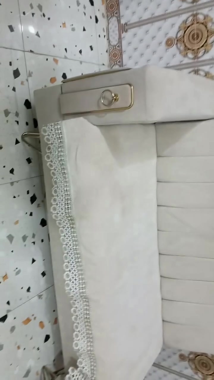 ديوان بيع جديد تكمه مو سوكي كلش حلو بس بسبب انتقال دنبيع غراض مكان ابو غريب


**إذا كنت صاحب هذا الإعلان وتريد حذفه لأي سبب، رجاءا أرسل رسالة إلى الدعم الفني**