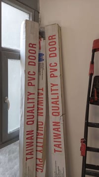 بيبان اسلايت بالكرتونه بسعر الجملة باقي 2 اسود واحد صاجي 100 ألف 07703...