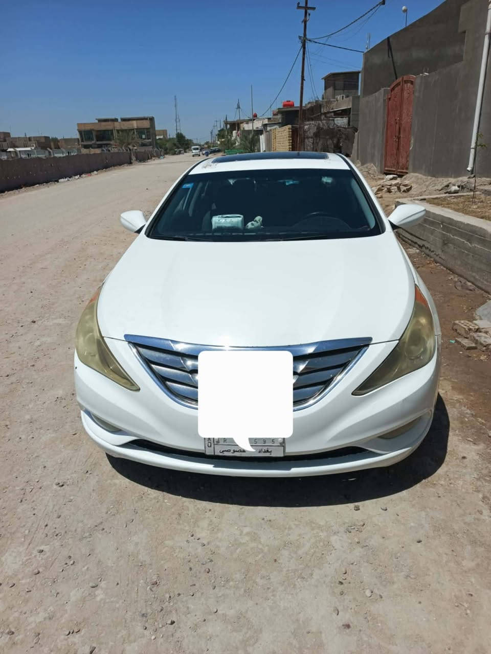 سوناتا ٢٠١١ وارد امريكي للبيع
كير ومحرك واكسل مكفول 
بيها مكانات صبغ بس ابيع حزام 
سياره حلوه ونضيفه 
السعر ١٠٥ وبيها مجال 
للاستفسار اتصل 
***********
