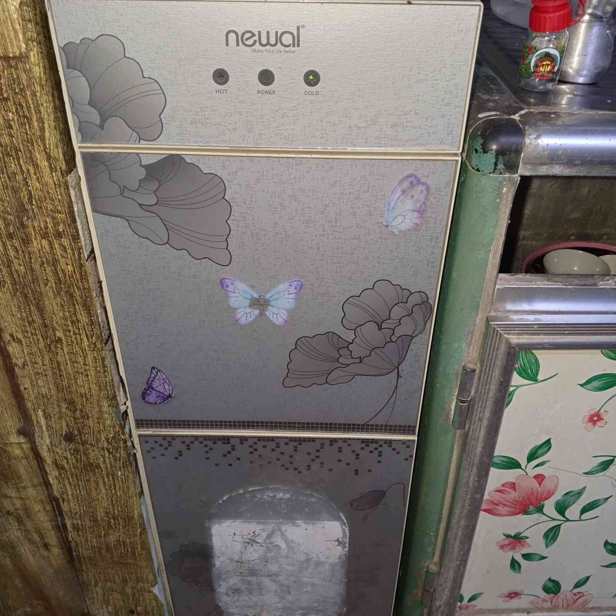 اغراض للبيع بابل شلع كلهن 
شاشه كشر مبرده طباخ براد مكيف
***********
