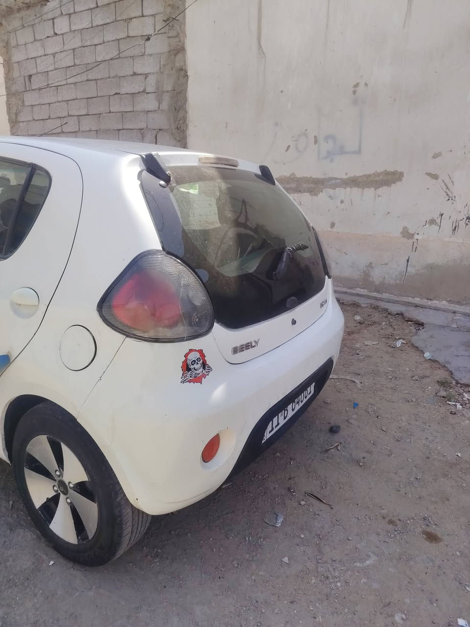 جيلي باندا للبيع
موديل ٢٠١٠ كير عادي سياره جاهزه من كلشي 
سعر٣٢ وبيهه مجال
متواجده ع فيس


**إذا كنت صاحب هذا الإعلان وتريد حذفه لأي سبب، رجاءا أرسل رسالة إلى الدعم الفني**