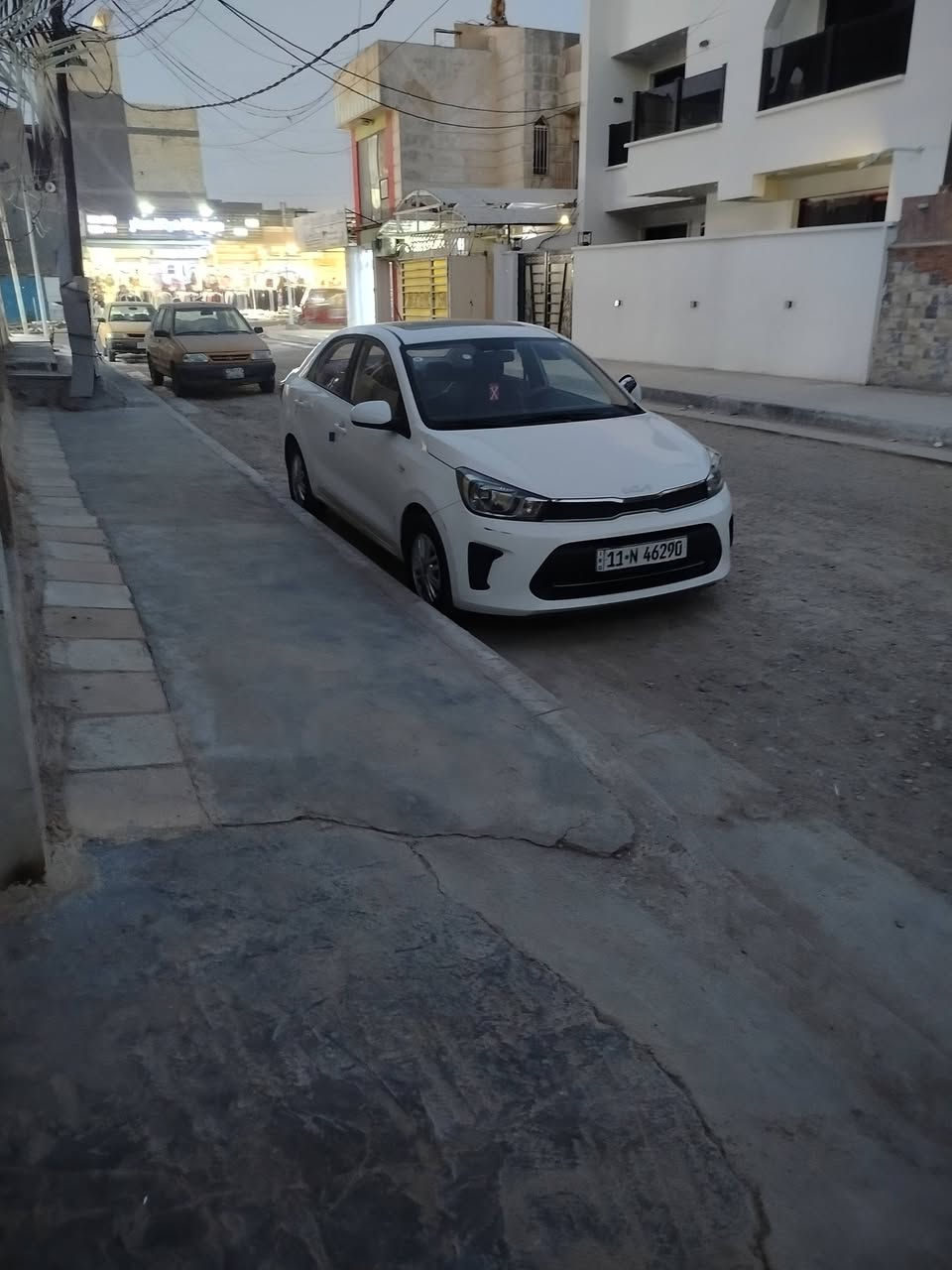 السلام عليكم 
للبيع كيا بيكاس
السعر:133 وبيه مجال
موديل2023
المواصفات فول السياره فتحه وشاشه جبيره
ماشيه :12الف بعده زيرو السياره محافضين عليه
بسمي السياره تحويل ثاني يوم
مكفوه السياره كفاله عامه عدا اصبع بالباب الخلفي واصبع بالباب الاميي بسسس غيره ماكو  وين ميعجبك افحص يعني على كد رصعه
العنوان :بغداد الامين
رقمي:***********
ما عجبك المنشور ارفعه بكلمة يالله🤍
