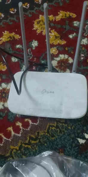 صحن راوتر عاكسه البيع شرط الظمان***********
