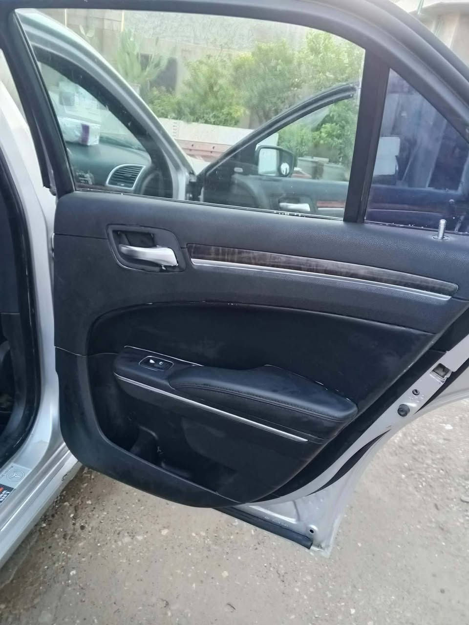 أوباما للبيع او مراوس
مديل 12 سي 
بسمي رقم بغداد انكليزي 
بيهه 5قطع بدون دواخل أربع بيبان تبديل لين بيهن خايس 
وجاملغ امامي 
كشنات كهربائية 
شاشه كبيره 
كير موس 
فول ماعده الفتحه 
جاهزه مكينه 3600
مكاني دجيل السعر 142 وبيه مجال للشراي 
الاستفسار اكثر اتصل ***********
