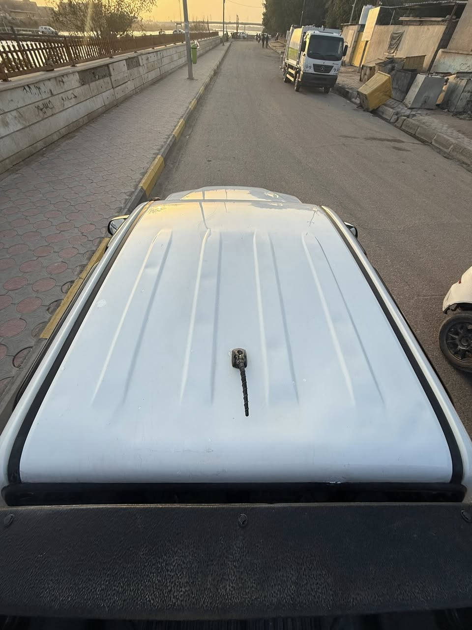 مديل 2014 شاصي 19 للبيع 
صبغ بالمكان اللي محدد
باب السايق بي بارد قليل والباقي شوف العين
السعر 210 وبيها مجال
سيارة بأسمي رقم انكليزي
سنوية تنتهي 2030
البصرة القرنة
***********
