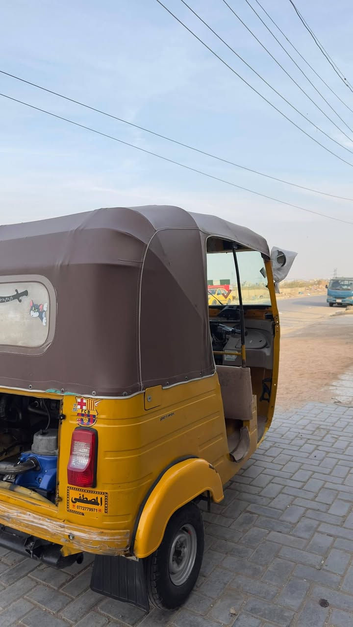 للبيع موديل 2019 بسمي أرقام انكليزي وهزه السعر 6وبيها مجال هاذ رقمي ***********
