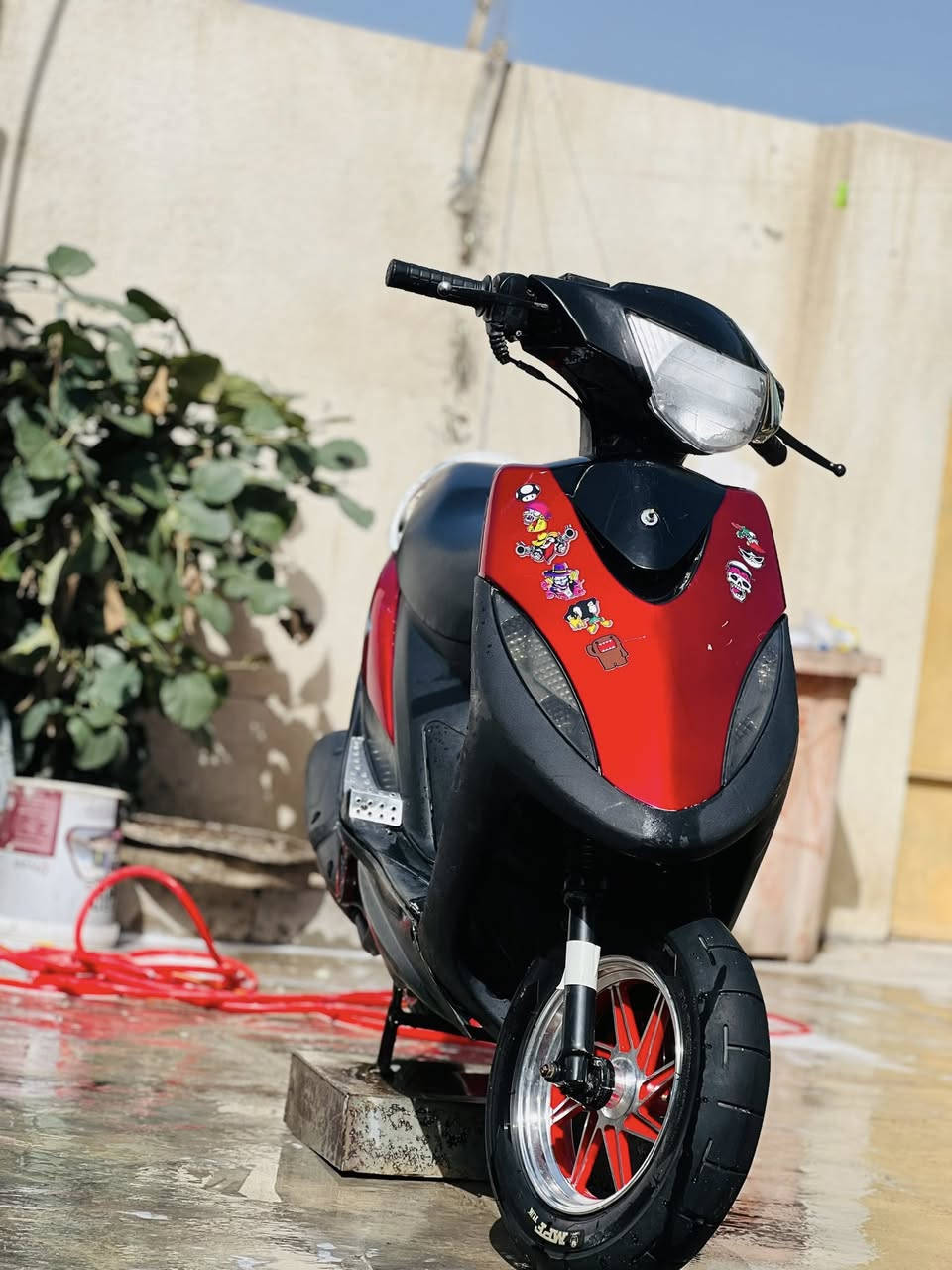 سلام عليكم دراجه ماكس عدله مكفواله كفاله عامه الكفرات كله ختم واحد الدراجه حلوه حيل ما مفتوحه الدراجه نعومه وشلعه ومعدل خير من الله السعر 650 وبيه مجال قليل العنوان البصره الزبير ***********
