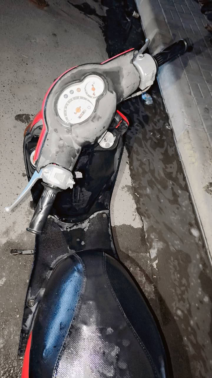 اسلام عليكم
شباب دراجه فوله للبيع كله بلاديه كفاله نضام دبل شاره وشاره 
دمام بيه اصلي دراجه بكل وقت نكره سلف خير من الله متوازي  عل بيعه سعر 650للاستفسار ***********ما متواجد عل فيس
