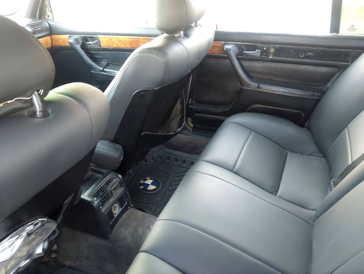 BMW٧٣٠ مكينه ٧٤٠  مكينه كير حداديه تخم تاير باتري كهربائيات كله شغال خير من الله اني مكلف بالنشر رقم بغداد بسم صاحب السياره وهذا رقمه بالوقت الحالي هوه بدوام   يعني واتساب شغال اذا اتصلتو ولكيتو مغلق واتساب شغال مكان السياره كربلاء سنويه جديده هذا رقم صاحب السياره *********** موديل السياره ١٩٩٣ سعرها ٥٧ ورقه وبيها مجال
