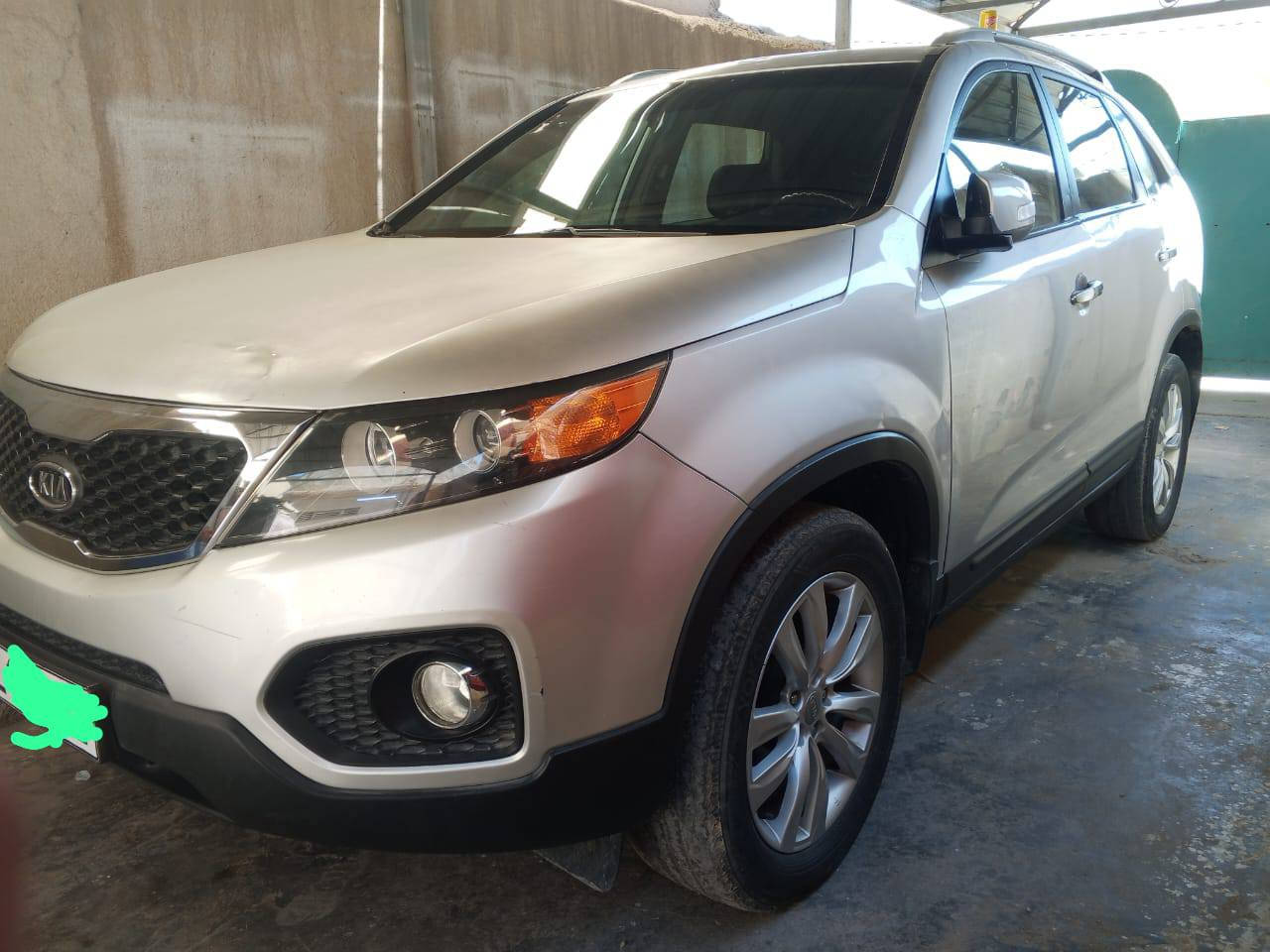 سياره كيا سورنتو 2013🩶
للبيع او مراوس
سياره نضيفه مال جناي متعوب عليه
كير اوتو 
كاز سوبر صفر جاج ومعروف الكاز بلقتصاديه والقوه وصرف ماكو 
تبريد ثلج
تخم تاير جديد حداديه جديده
شرط سبير مانازل 
بيه هواي موصفات 
متومه ارقام وسنويه طبق الاصل
مكان السياره كربلاء 
السعر 55 وبيه مجال
اليحب يتفضل واتساب وبي خير ويدلل
***********
