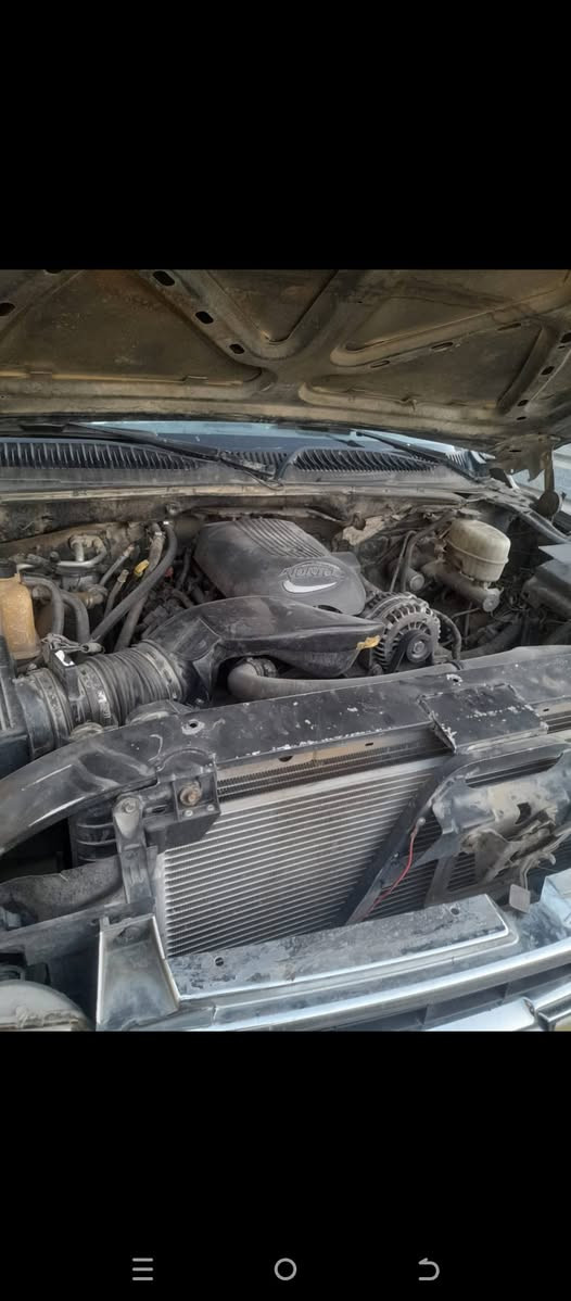 ادوات ادوات الفينيه فحل ٨برغي كير ومكينه كفاله كهربائيات كلها شغاله سبير جديد شاشه دواخل جديده تبريد شغال تكفلها سرقه وعشائر سعر ٢٨ مكاني البصره رقم الهاتف ***********
