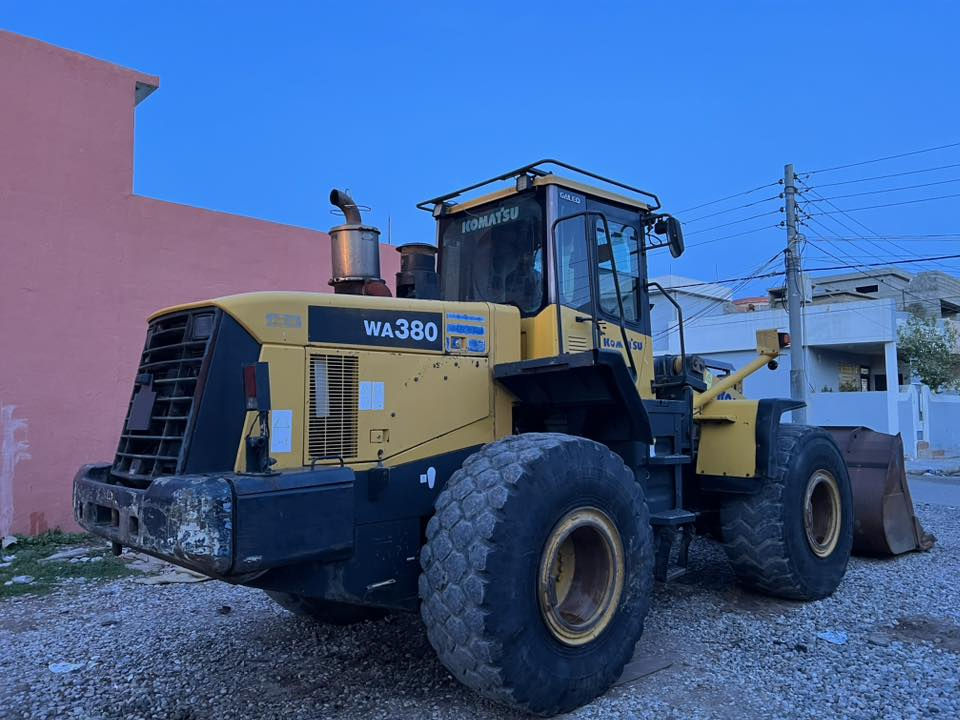 شفر كوما سو 380 موديل2002 گيرو مه كينه بشرت سبو خ بشرت رقم دهوك ***********
