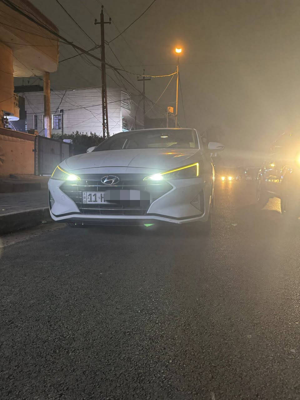 السلام عليكم 
هونداي النتره موديل 2019
خليجي محرك 2000 cc 
مواصفات فول معروف الخليجي 
تحكم ستيرن جهتين 
مودات قياده 
مري شفط 
سلايت روف
ثلاث انضمه قياده 
حساس خلفي امامي 
ايربكات سليمه 
السياره ماشيه 84 الف 
بيه ملاحظات موضحه بالصور 
وصور السونر موجوده 
السعر 154 وبيه مجال حك الجيه 
مكان السياره بغداد النهضه
مكلف بلنشر رقم صاحب السياره 
***********
***********
