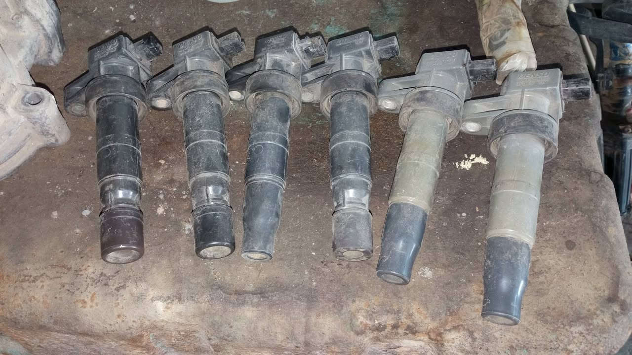 السلام عليكم للبيع
غراص سوناتا موديل ٩ 
٦ سلندر 

مجاول ٦ / جويتر + واتر بم غراض كصه  + ايسيات + تي بي اس  
السعر ورقه 

مع دعاميه صفره سوناتا سعرها ٥٠ 
للاتصال ***********
