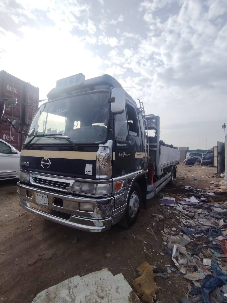 السلام عليكم هينو أنكر مكينه 80 عادي كرين يونك سلايتين عدل رقم قاسيه(مديل 1994) مكان سياره بابل رقم الهاتف ***********
