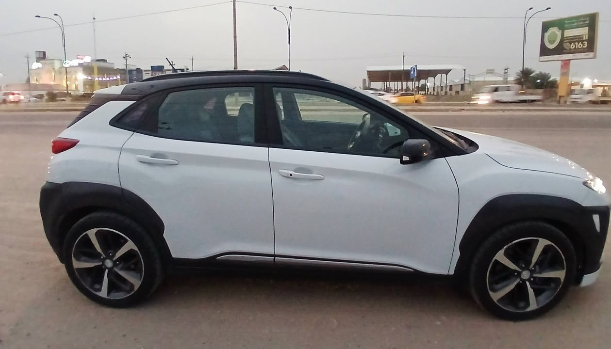 السلام عليكم 
هوندا كونا 
موديل 2018
وارد خليجي لو ابيض
رقم بغداد دولي 
فول مواصفات قماره سوده عدا الفتحه 
تحويل مباشر 
جاملغ خلفي وره السايق صبغ بيه سونار 
محرك 1600
السعر 137
العنوان بابل السده 
الرقم ***********
