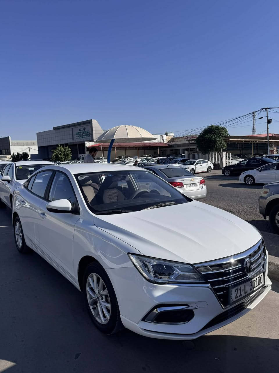 MG 5ستاندار
2024 بێ بۆیاخ و بێ تەعدیل و سارد یەک چاڵی بچوکی هەیە شاشە و کامێرا 
28هەزار ڕۆشتووە تەحویل و غەرامە بەشەرت ماڵی دۆستە 
نرخی

101گەڵا

***********
