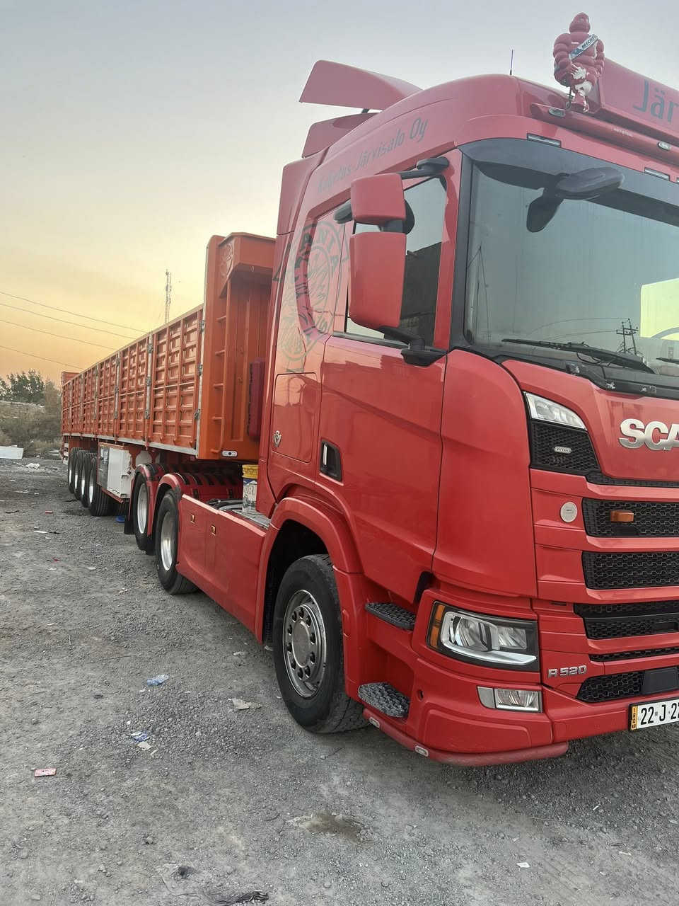 السلام عليكم البيع سكانه موديل 2019 مربوطه قلاب
***********
