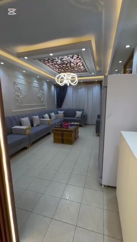 شقة للبيع 140 متر مجمع B2 طابق 7 البيع مع الاثاث الشقة مدفوعة الثمن الاستفسار ***********
