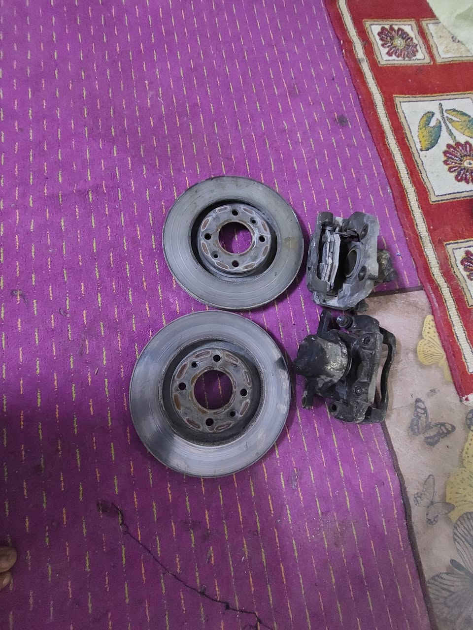 سلام عليكم
فجوج وفلجات ودسكاتت حجم 15 
للبيع 
مكاني ناصريه مركز


**إذا كنت صاحب هذا الإعلان وتريد حذفه لأي سبب، رجاءا أرسل رسالة إلى الدعم الفني**