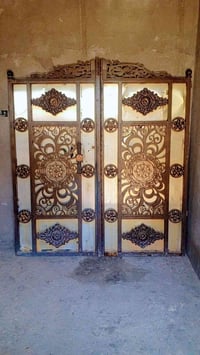 باب • ٢م×٢م • بغداد امل كبر